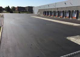 Reliable Thompsonville, CT Driveway Paving Services Solutions